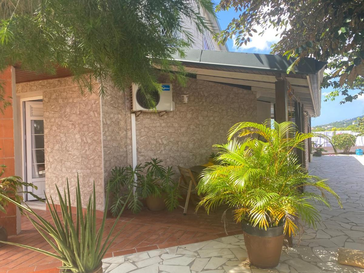 Au Pipiri Leve Apartment Schoelcher Ngoại thất bức ảnh